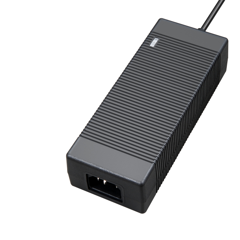 12V8A電源適配器 開關電源