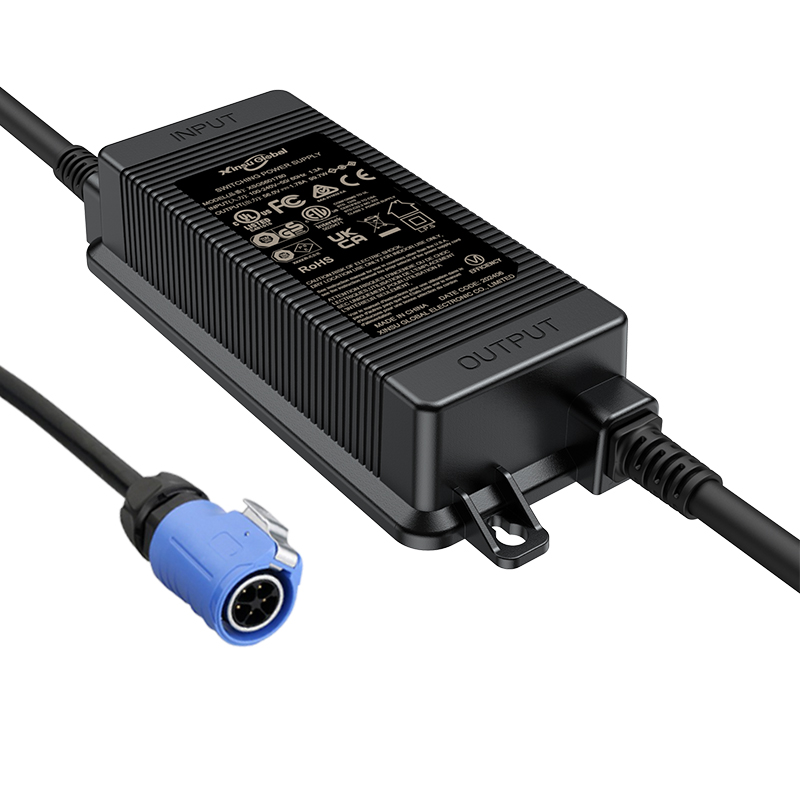 29.4V3A鋰電池充電器IP67防水戶(hù)外水下機(jī)器人充電器